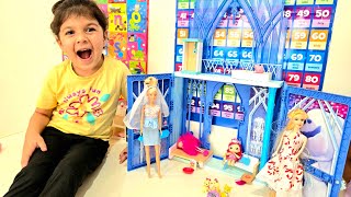 LOL \u0026 Barbie's Pizza Day in the Frozen castle! | Pretend Play with Barbie, LOL,  Peppa Pig \u0026 More!