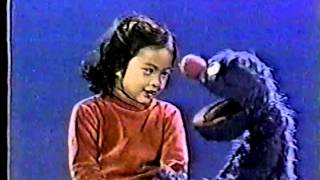 Classic Sesame Street - Grover and Katie Rhyme