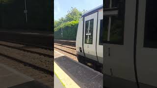 170206 Arriving At Radcliffe(Notts) Station 02/06/2024