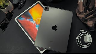 THE MOST SATISFYING UNBOXING EVER (ipad pro 11 inch unboxing 2020)