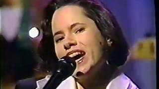 10,000 Maniacs on Late Night w/ David Letterman, 1992 (Natalie Merchant) - Few & Far Between