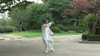 Yang Style Traditional Tai Chi Chuan  103 form