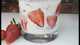 STRAWBERRIES AND CREAM | Fresas Con Crema | Strawberries and Cream Recipe