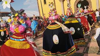 peregrinacion  Dansa de moros en chilchota #Michoacán  fiesta. Santo Santiago