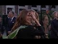 julia roberts u0026 george clooney red carpet moments ticket to paradise premiere