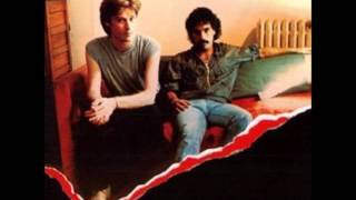 Hall \u0026 Oates - Alley Katz