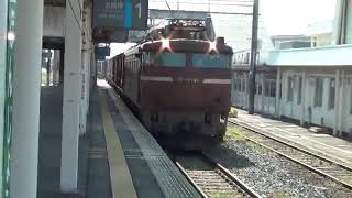 EF８１型貨物列車　羽後本荘駅停車