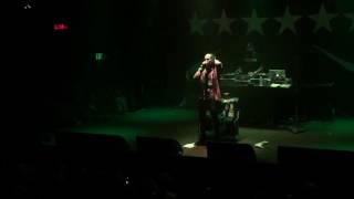 YelaWolf Drops Mic, Fights Fan \u0026 Walks Off Stage (Nov. 21, 2016)