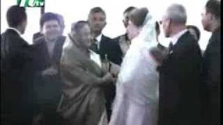 Khaleda Zia \u0026 Sheikh Hasina - Making Hi Hellow ...