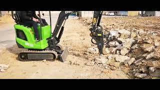 Everun Excavator ERE12E with hammer working