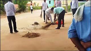 ಗಾಂಧಿಜಿ ಹಾಗೂ ಲಾಲ್ ಬಹಾದ್ದೂರ್ ಶಾಸ್ತ್ರಿ ಜನ್ಮ ದಿನಾಚರಣೆ ಹಿನ್ನೆಲೆ ವಿಜಾಪುರ ಗ್ರಾಮದಲ್ಲಿ ಸ್ವಚ್ಚತಾ ಕಾರ್ಯ