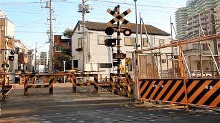 【踏切】京成押上線　踏切の外にも線路がある踏切 (Railroad crossing in Japan)