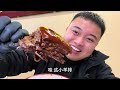 来看一个羊肉店老板，国际羊肉日蘸满汤汁的快乐！ 国际羊肉日 羊肉面 热气羊肉 佬居羊肉面 白切羊肉