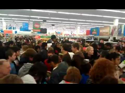 Black Friday 2013: Walmart Kicked Me Out