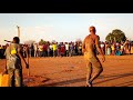 Angalia vijana wa Madebe jinasa wakishindana mbele YA madebe