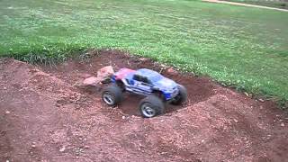 Amateur RC - Ripping around with my truck