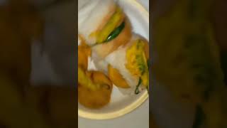 Mumbai ka famous vada pav 👌😋