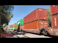 impresionante tren intermodal a toda velocidad con la fxe4653 y fxe4571 un tren colorido