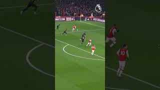 Nicolas Pepe finishes rapid Arsenal move vs Man Utd