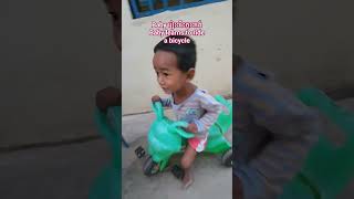 Baby រៀនជិះកូនកង់Baby learns to ride a bicycle #baby #shortvideo