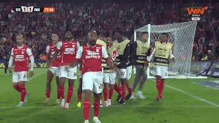 🔴💥 ¡HUGOLLLL! Latigazo de Rodallega y Santa Fe remonta el partido ante O. Caldas en Bogotá