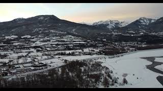 Alpine Elegance: Snow-Covered Landscapes in 4K 🏔️❄️ #AlpineWinter #Snowscape4K