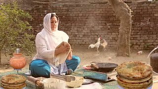 Frying Bathua Saag Paratha on Tawa Recipe with home grown Bathua | Village Breakfast | Village Sham