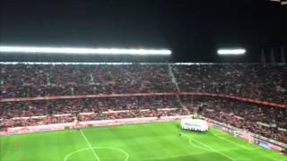 Himno del Centenario del Sevilla en el Sevilla-Espanyol