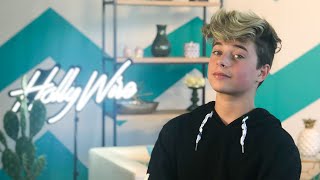 Gavin Magnus Performs Cover Of ‘It's You’ & Answers Fan Questions! | Hollywire