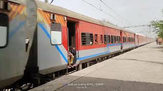 20932 Indore - Kochuveli Weekly SF Express skips Kopar in Full Speed