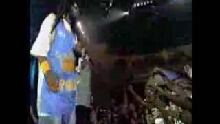 Lil Jon & amp- The Eastside Boyz "Throw It Up"