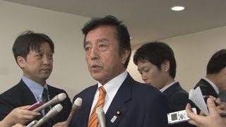 室井参院議員が離党届 民主会派、自民と１人差