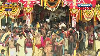 Gajapati Maharaja Performs Chhera Pahanra Ritual On Nandighosa Chariot