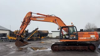 Köp Grävmaskin Doosan DX 300LC-3 på Klaravik