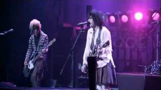 3. Glider -  Tent Live performance Budokan 2009