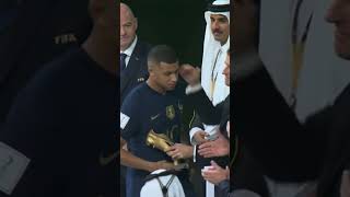 Kylian Mbappé Golden boot tasking moment #shorts #mbappe #kylianmbappe #fifaworldcupqatar2022