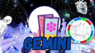 GEMINI- THEY BREAK DOWN THE DOOR OF YOUR HOUSE🚪THIS IS VERY LOUD🌟🎁 MARCH 2025 TAROT READING