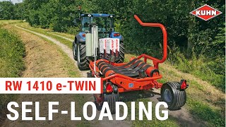 KUHN RW 1410 e-Twin - Round bale wrappers (In action)