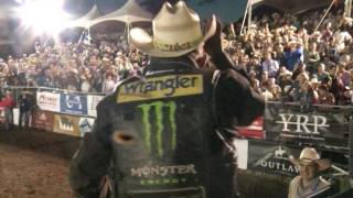 Monster Ride: Chase Outlaw rides Cowtown Slinger for 90.5 points (PBR)