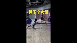 这个上篮不进得通报批评一下野球帝courtmanchasethemoment