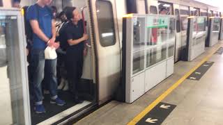 （港鐵不合作運動）港鐵觀塘線M-Train A226/A237等候信號離開九龍灣站