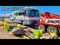 Squatter takes over abandoned RV...  Until I take it away!