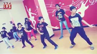 Lover Also Fighter Also || Full Cover Dance Video Song || Naa Peru Surya || Levin Dance Studio