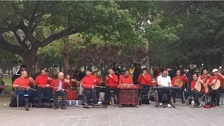 每每听到这经典老曲联奏我就心潮澎湃