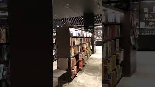 TSUTAYA BOOKSTORE 蔦屋書店 @ Pavilion Bukit Jalil, Malaysia [ by Discover Life ]