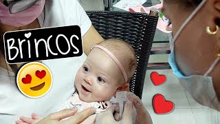 FURAMOS A ORELHA DA BEBÊ! - FURO HUMANIZADO | by Carla Soares