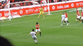 ガンバ遠藤の技ありフリーキックを浦和西川がナイスセーブ @埼玉スタジアム 浦和レッズ vs ガンバ大阪 20181103