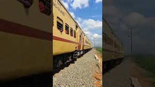 16849/Tiruchchirapalli Rameswaram Express rushing towards Paramakudi || 16499R GOC WDM-3A