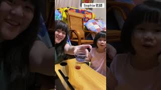 4歲 超快的科學實驗 全美語Color Changing Science Experiment ｜Sophia老師🇺🇸英文家教