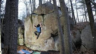 Pawtuckaway: Earth Shepperd (V9)